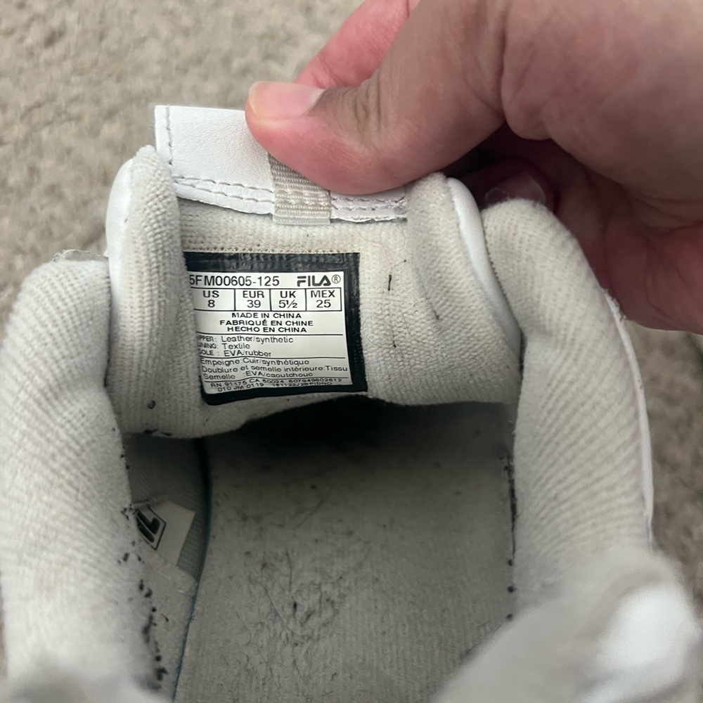 white filas - Picture 4 of 6